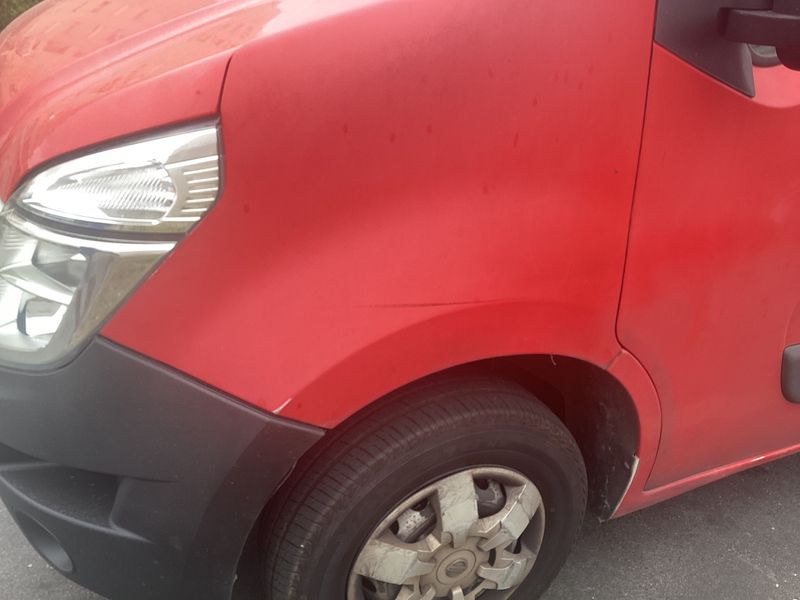Nissan NV400 2.3 dCi L2H2 3,5t Comfort 2015 – снимка 30