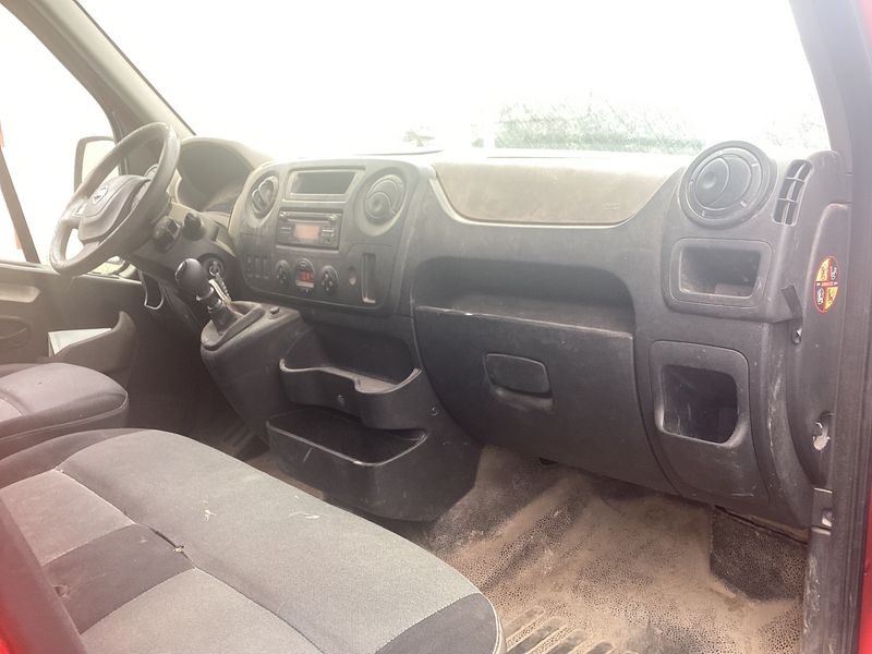 Nissan NV400 2.3 dCi L2H2 3,5t Comfort — zdjęcie 12