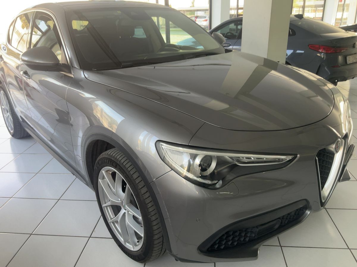 Alfa Romeo 2017 — photo 13