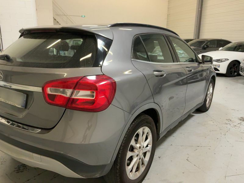Mercedes-Benz GLA-Klasse GLA 180 d Inspiration — zdjęcie 6