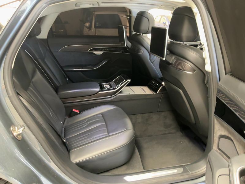 Audi A8 60 TFSIe L quattro — zdjęcie 14