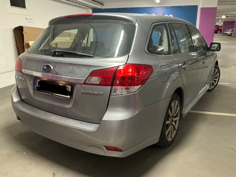 Subaru Legacy 2.5 Comfort — zdjęcie 2