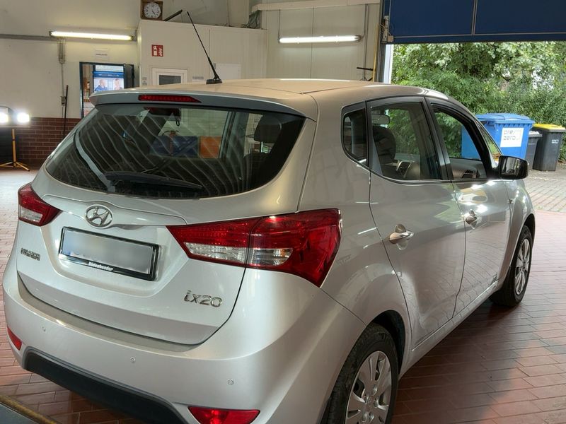 Hyundai ix20 1.4 UEFA Euro 2012 Edition — zdjęcie 6