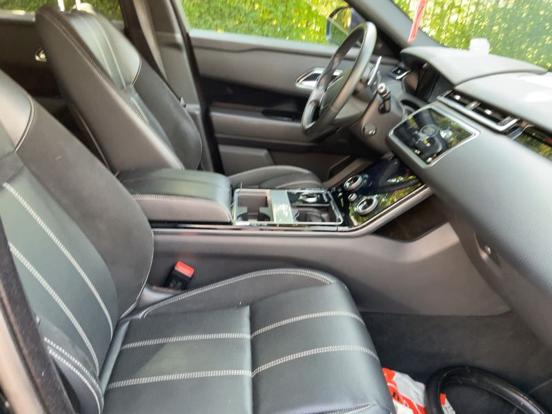Land Rover Range Rover Velar 2.0 Diesel S R-Dynamic 2018 – снимка 16