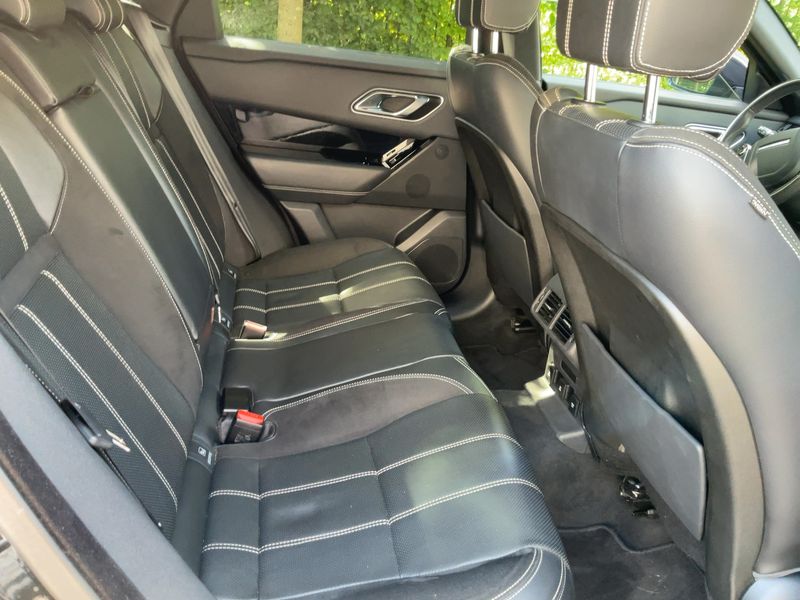 Land Rover Range Rover Velar 2.0 Diesel S R-Dynamic 2018 – снимка 19