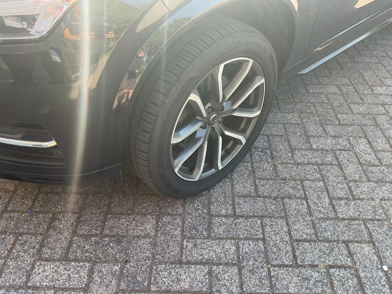 Volvo XC90 2.0 D5 Momentum AWD 2018 – снимка 3