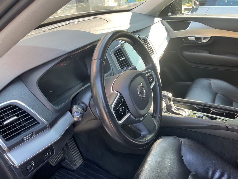 Volvo XC90 2.0 D5 Momentum AWD 2018 – снимка 28