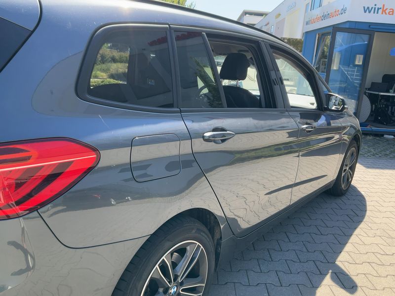 BMW 2er 220d Gran Tourer xDrive Sport Line 2020 – снимка 8