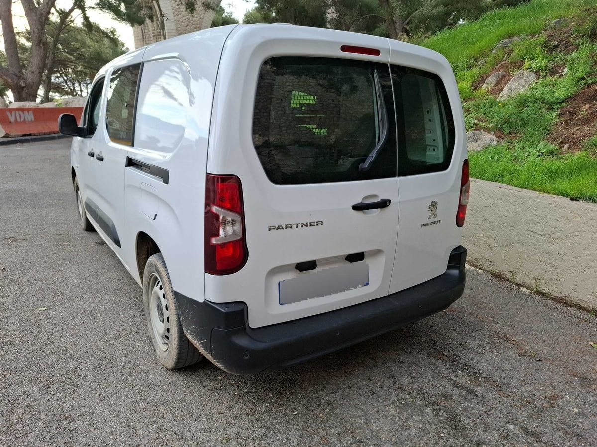 Peugeot Partner 2023 — photo 4