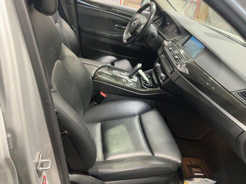 BMW 5er 530d — zdjęcie 11