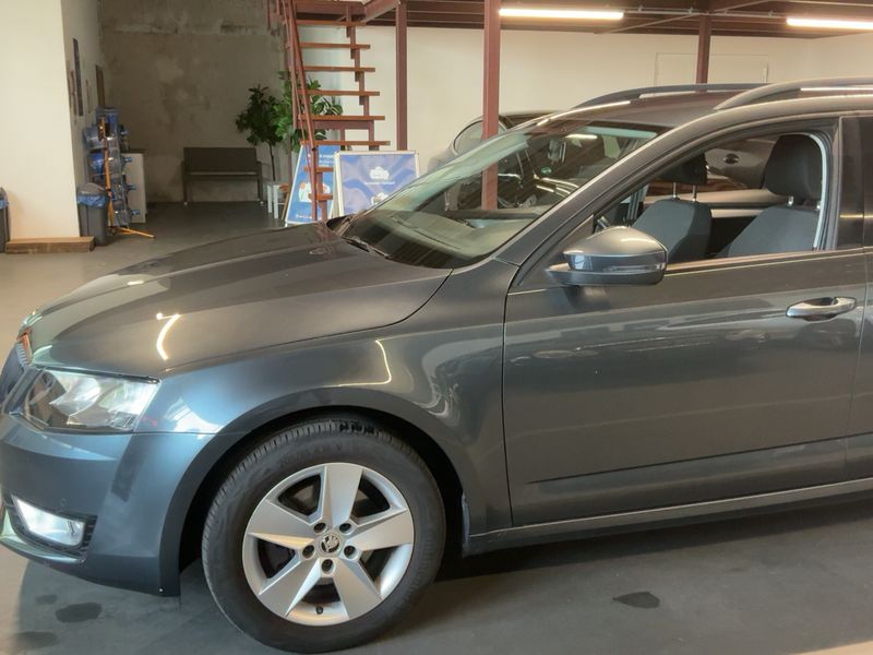 Skoda Octavia 1.4 TSI Ambition 2015 – снимка 2