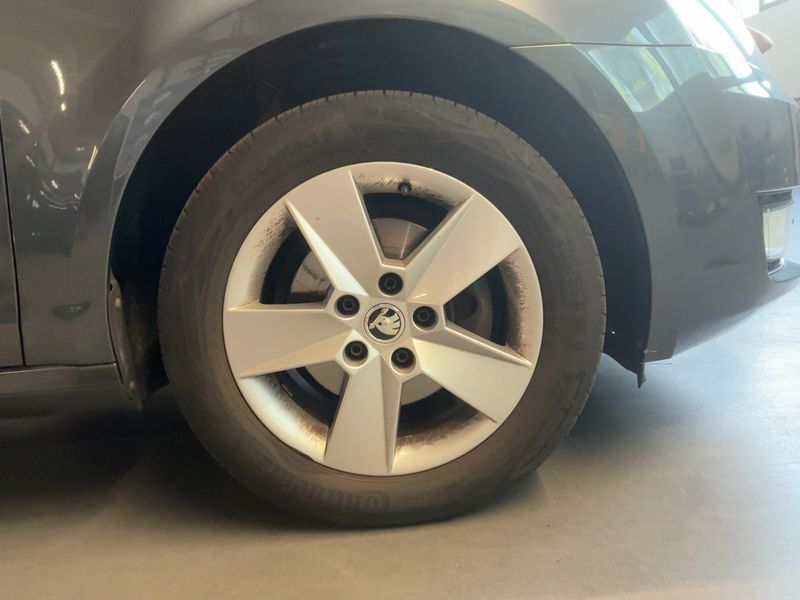 Skoda Octavia 1.4 TSI Ambition 2015 – снимка 11