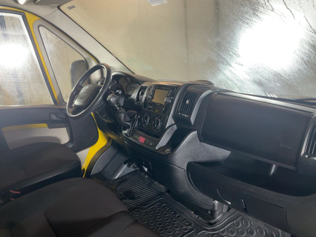 Peugeot Boxer 2018 — photo 18