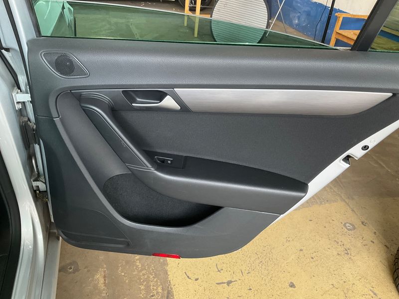 Volkswagen Passat 1.4 TSI Comfortline BlueMotion Tech 2014 – снимка 29