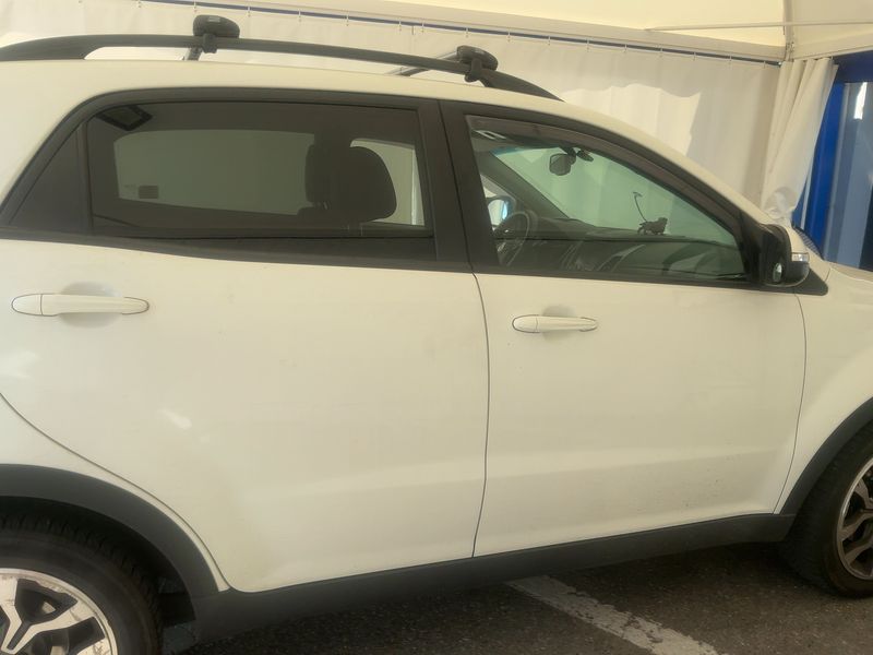 Ssangyong Korando 2.2 TD Limited 4x4 — zdjęcie 7
