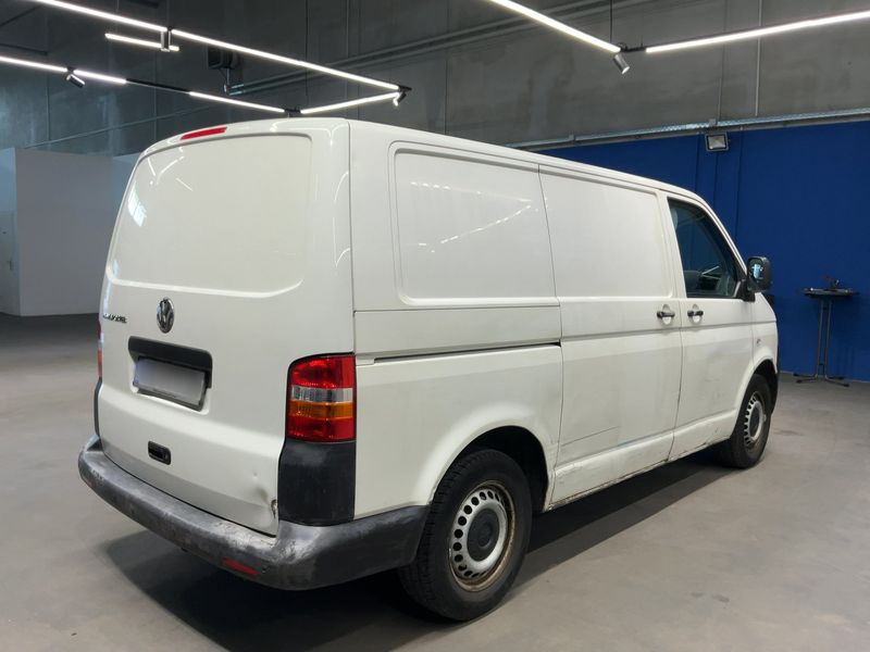 Volkswagen T5 Transporter 1.9 TDI Kasten — zdjęcie 6