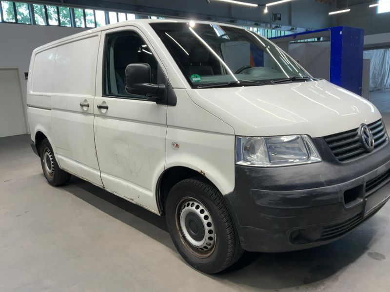 Volkswagen T5 Transporter 1.9 TDI Kasten — zdjęcie 8