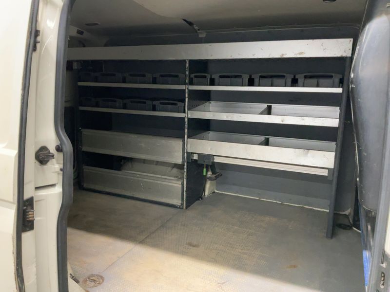 Volkswagen T5 Transporter 1.9 TDI Kasten — zdjęcie 14
