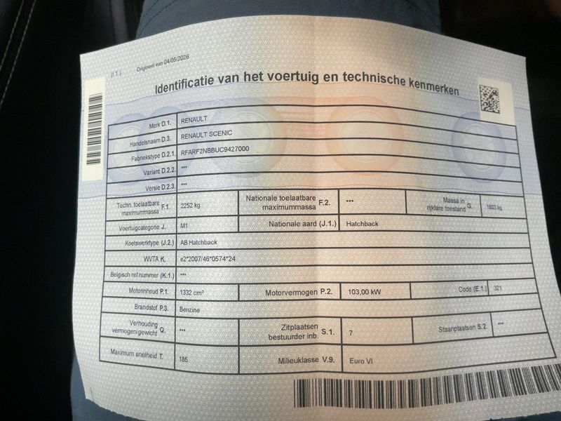 Renault Grand Scenic 1.3 TCe Equilibre — zdjęcie 15