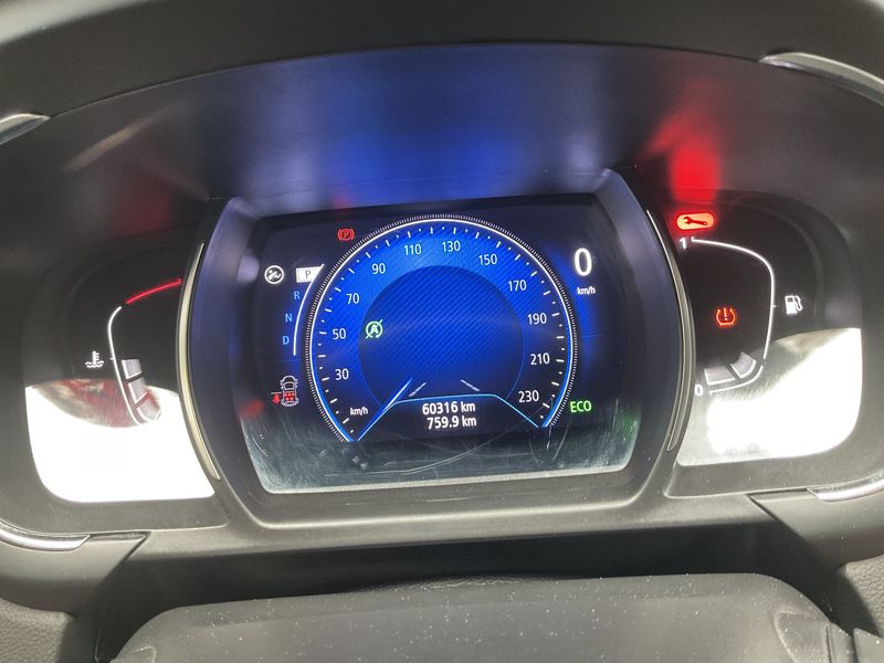 Renault Grand Scenic 1.3 TCe Equilibre — zdjęcie 13