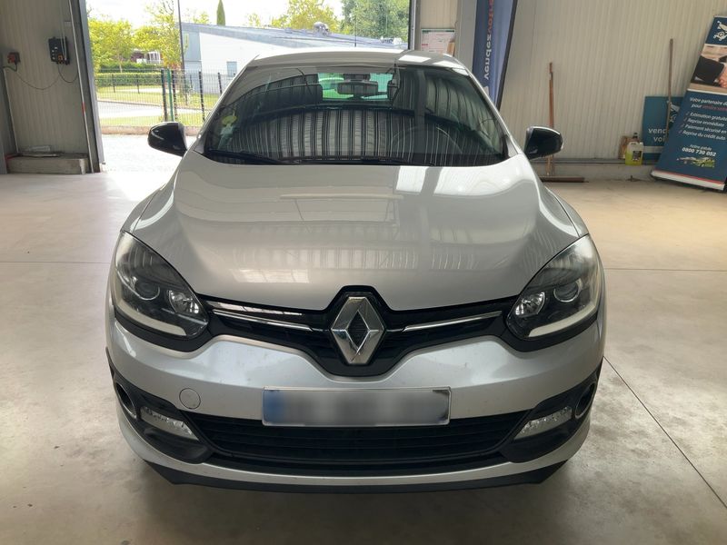 Renault Megane 1.5 dCi Limited — zdjęcie 9