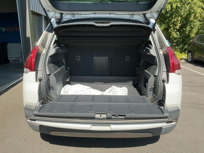 Peugeot 3008 1.6 Blue-HDi Crossway — zdjęcie 10