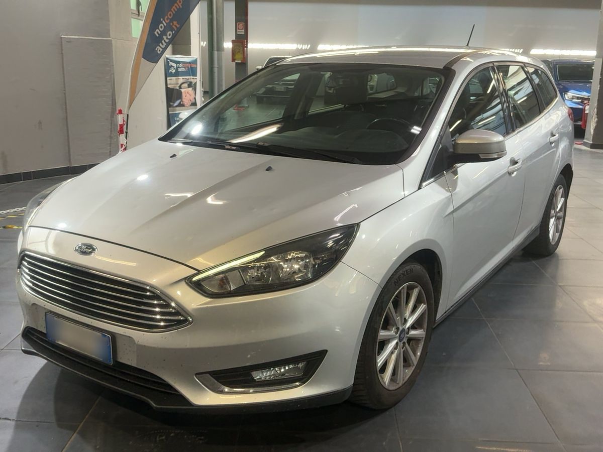 Ford Focus 2018 — photo 1