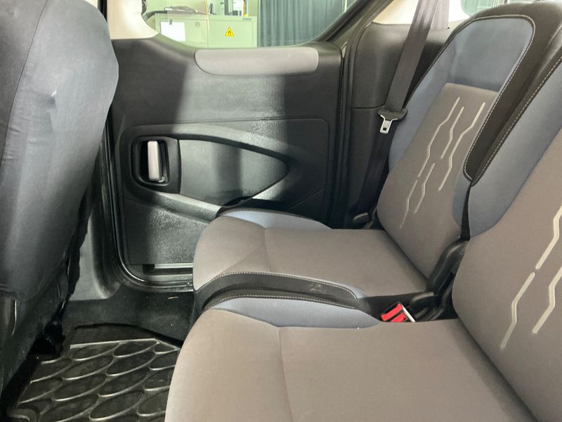 Peugeot Partner 1.6 HDi Active 2013 – снимка 36