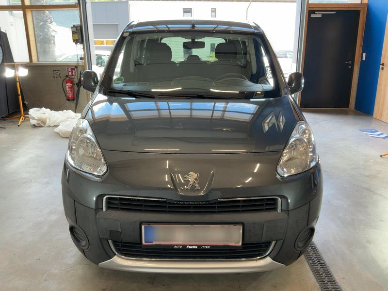 Peugeot Partner 1.6 HDi Active — zdjęcie 9