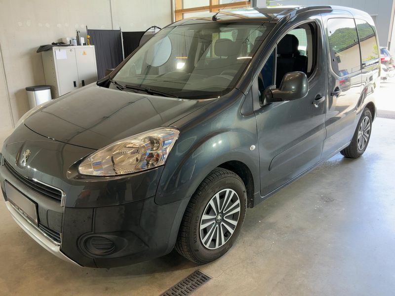 Peugeot Partner 1.6 HDi Active — zdjęcie 2