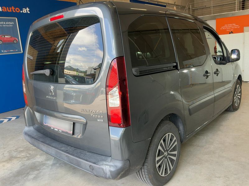 Peugeot Partner 1.6 HDi Active — zdjęcie 6