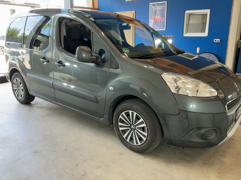 Peugeot Partner 1.6 HDi Active — zdjęcie 8