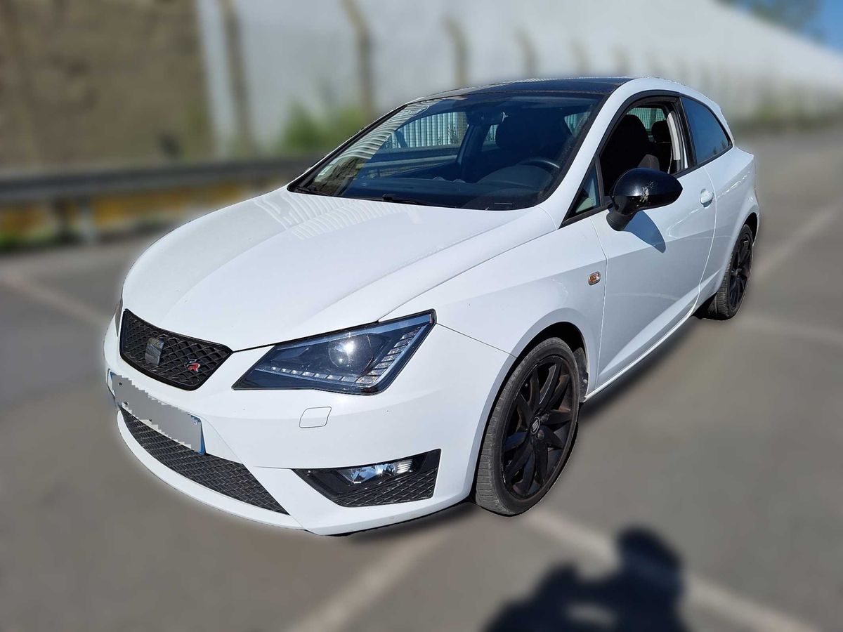 Seat Ibiza 2016 — photo 1