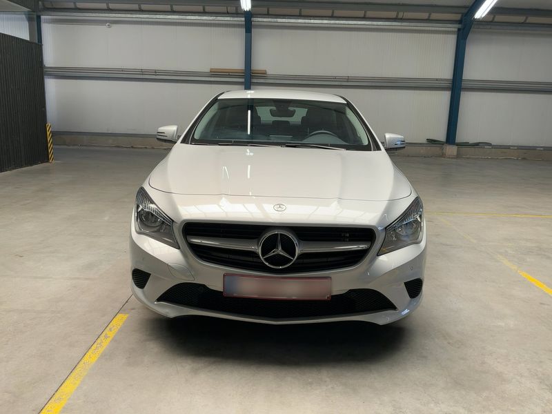 Mercedes-Benz CLA-Klasse CLA 200 — zdjęcie 9