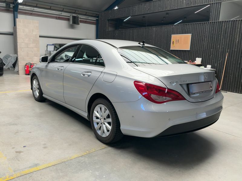 Mercedes-Benz CLA-Klasse CLA 200 — zdjęcie 3