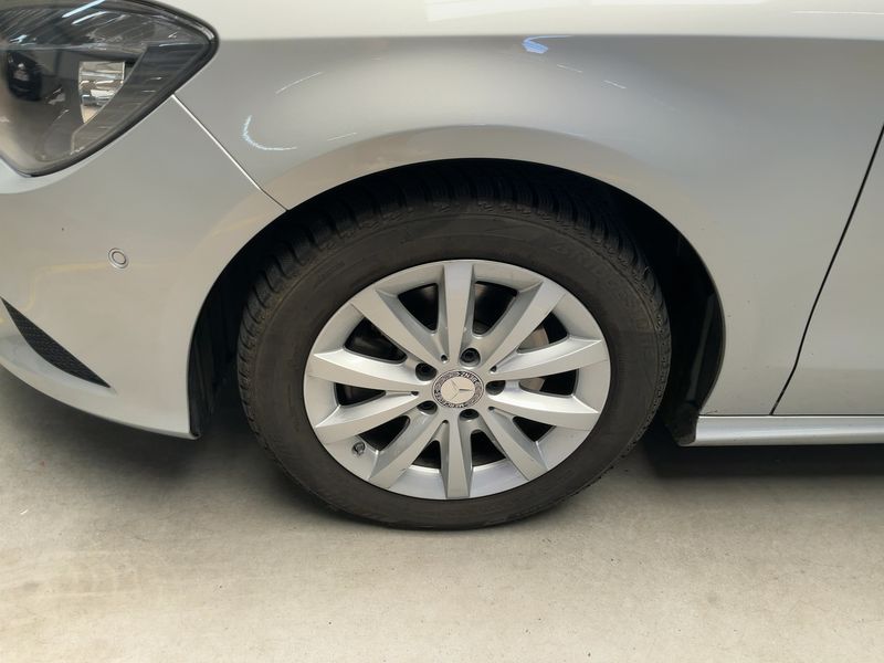 Mercedes-Benz CLA-Klasse CLA 200 2014 – снимка 3