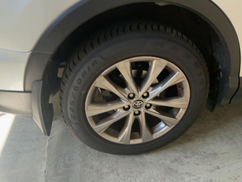 Toyota RAV 4 2.5 Hybrid Executive 2017 – снимка 9