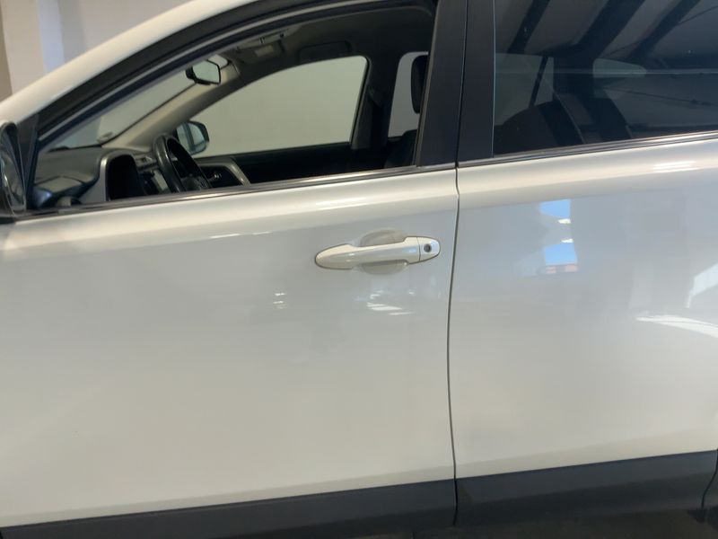 Toyota RAV 4 2.5 Hybrid Executive 2017 – снимка 4