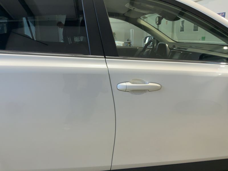 Toyota RAV 4 2.5 Hybrid Executive 2017 – снимка 10