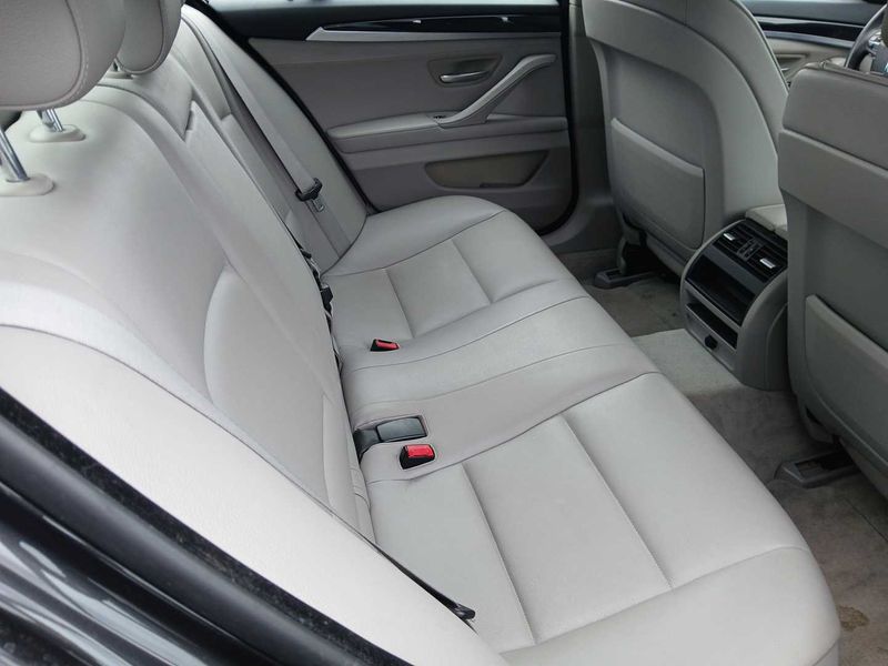 BMW 5er 520d EfficientDynamics Edition — zdjęcie 14