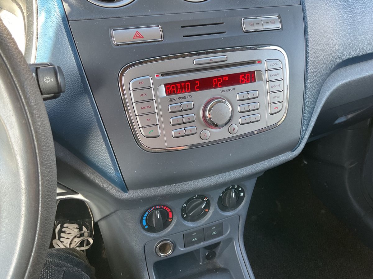 Ford Transit 2013 — photo 50