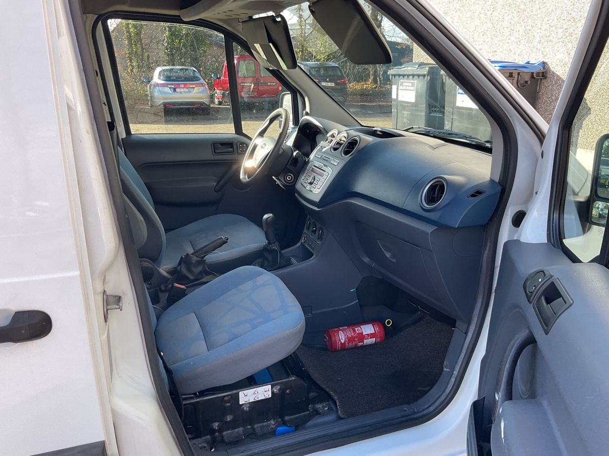 Ford Transit 2013 — photo 17