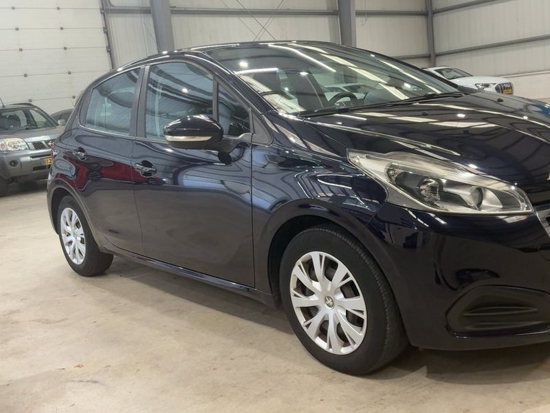Peugeot 208 1.2 e-VTi Active 2015 – снимка 12