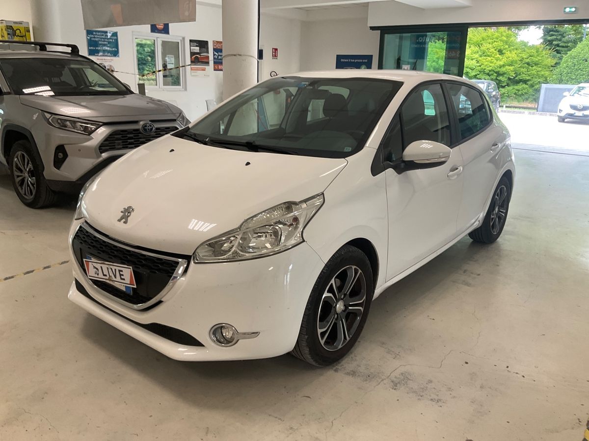 Peugeot 208 2015