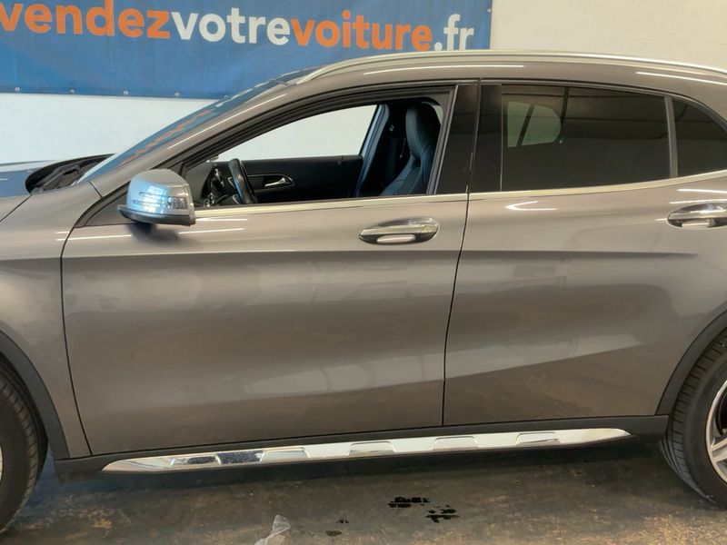 Mercedes-Benz GLA-Klasse GLA 200 Fascination — zdjęcie 4