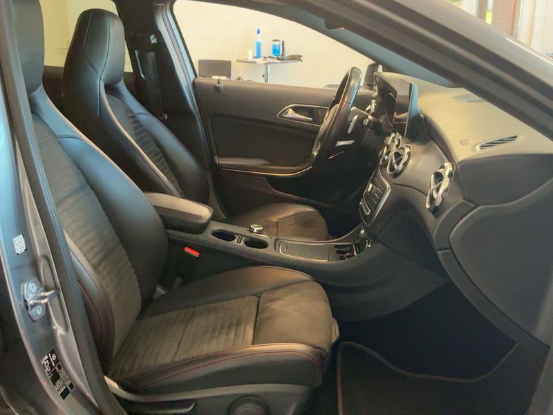 Mercedes-Benz GLA-Klasse GLA 200 Fascination — zdjęcie 11