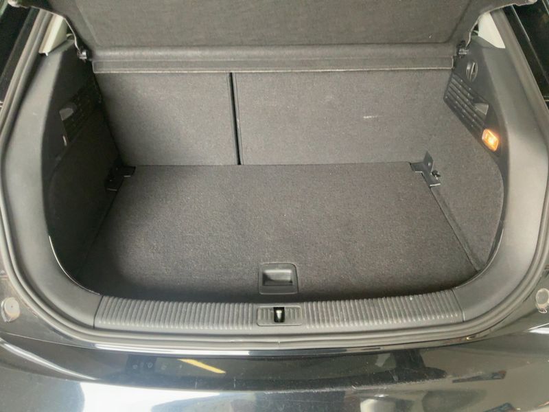 Audi A1 1.2 TFSI Attraction — zdjęcie 10