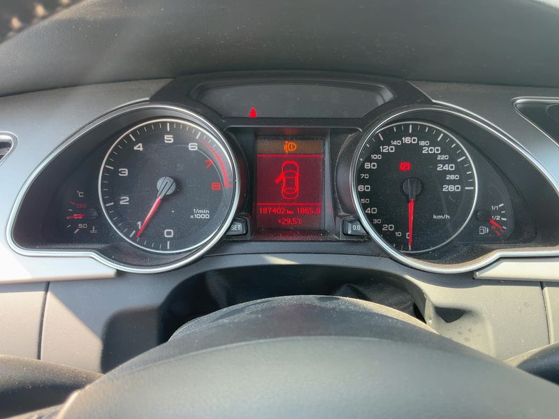 Audi A5 1.8 TFSI — zdjęcie 13