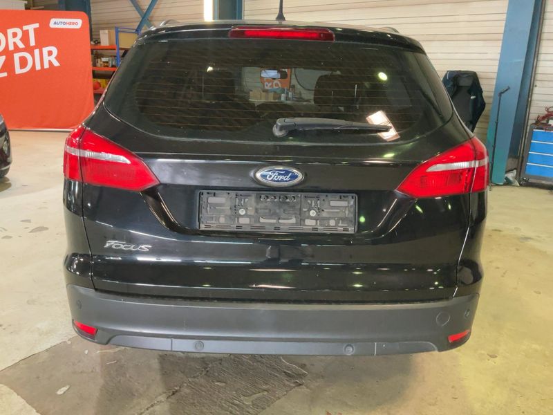 Ford Focus 1.5 TDCi Business 2014 – снимка 7