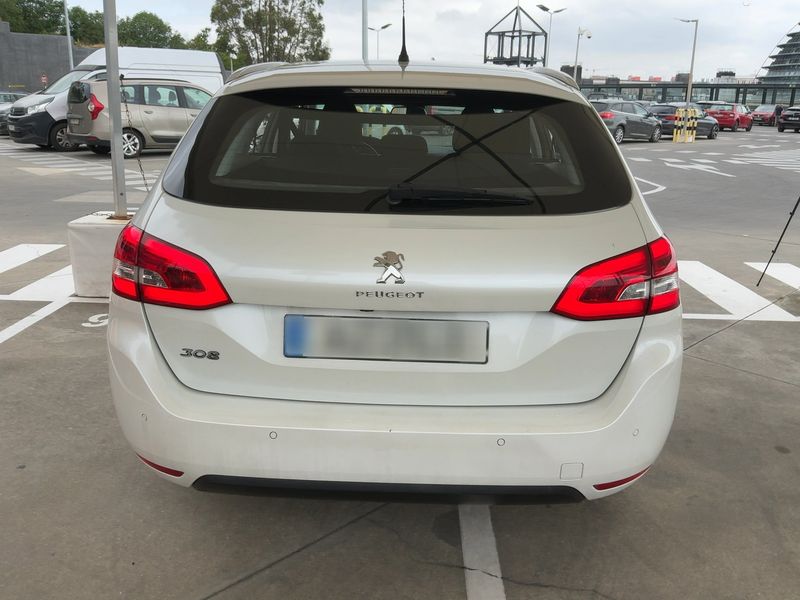 Peugeot 308 1.5 Blue-HDi Active Business — zdjęcie 5